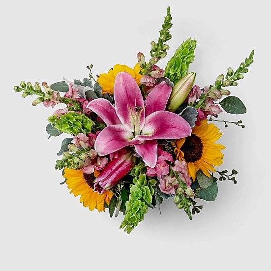 Sweet Season + Sydney Hale Candle Sunflowers